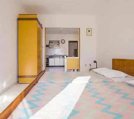 Josip 828 Apartment