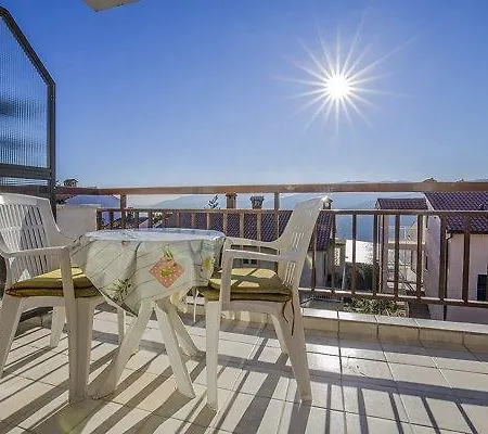Josip 828 Apartment