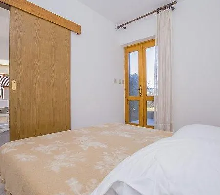 Apartament Josip 828 *